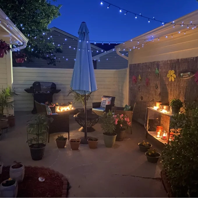 Fun things to do in the winter with friends_twinkly lights