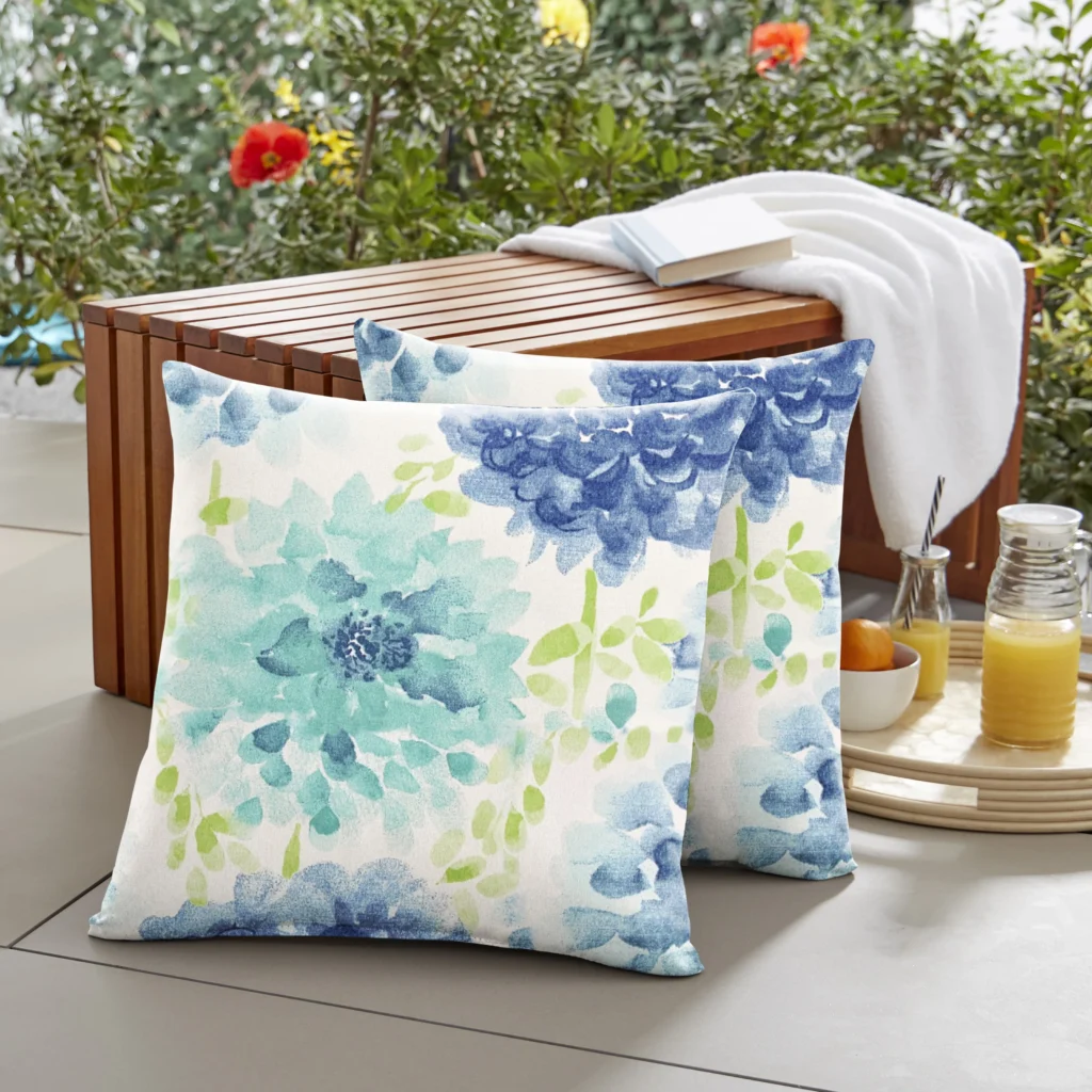 outdoor throw pillow